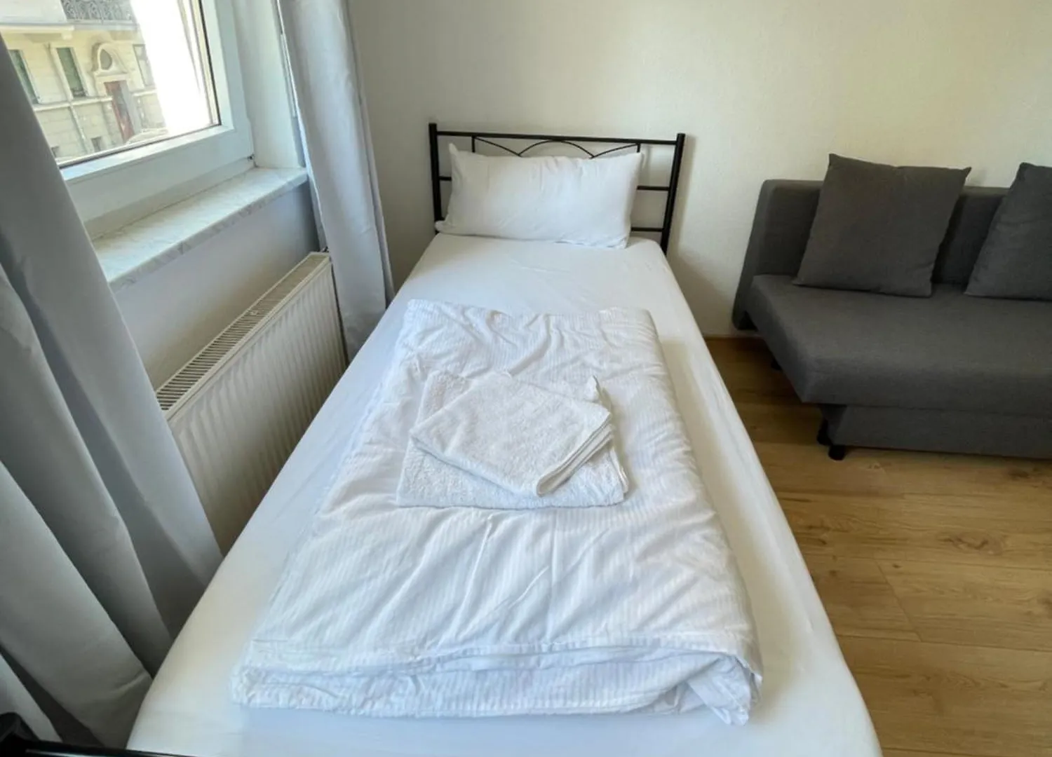 Studio Apartment In Stoetteritz With Balcony - Great Public Transport Links To The City Leipzig 0*,  Deutschland